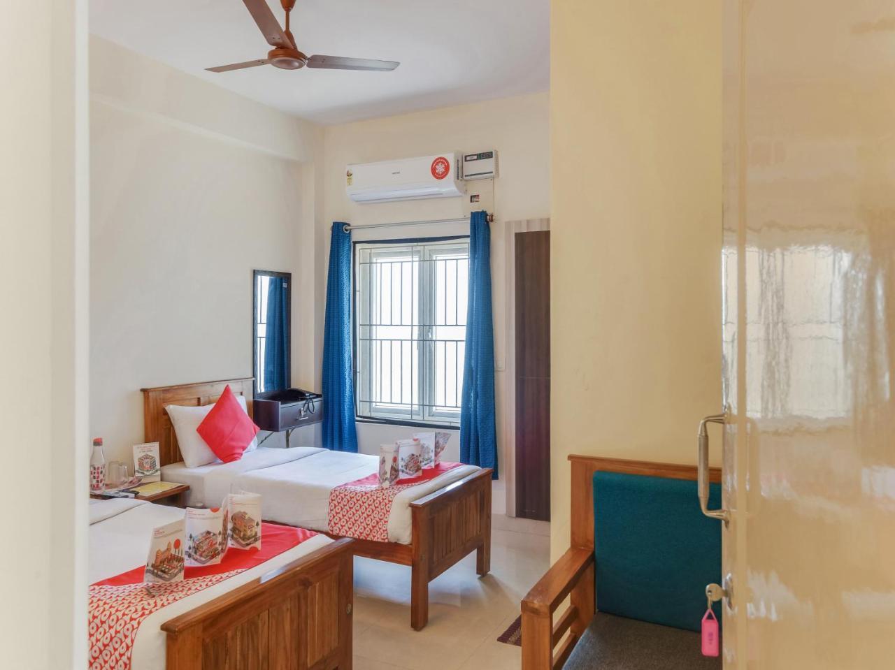Hotel Oyo 19942 Prathyangira Associates Chennai